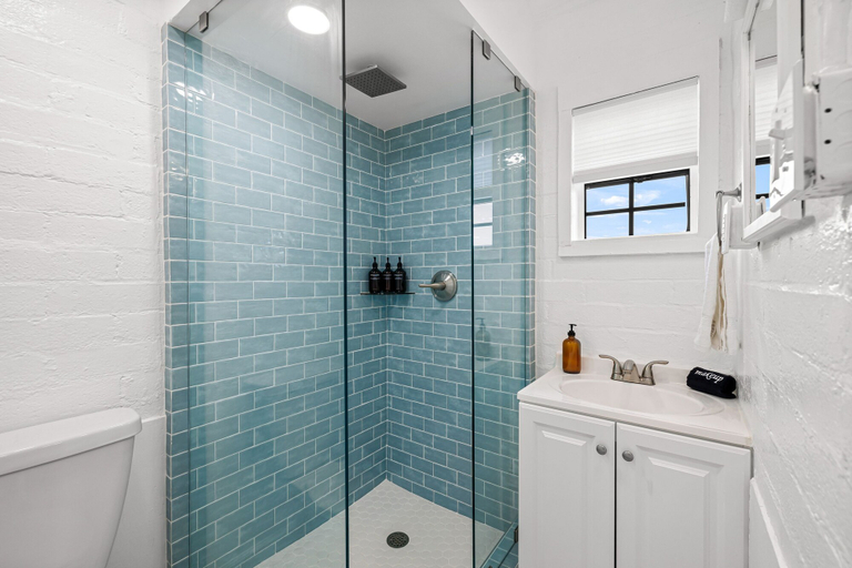 Bathroom 5, Fable by Avantstay 2 Unique Spaces w Bowling Hot Tub Fire Pit Large Yard, San Bernardino