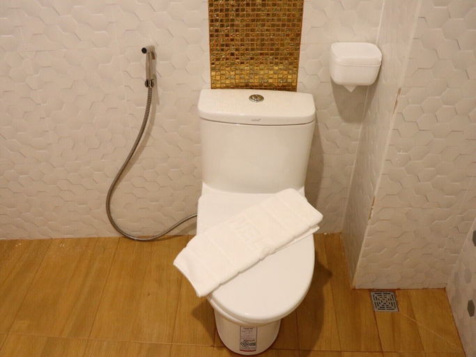 Bathroom 4, Moya Boutique Hotel, Batong