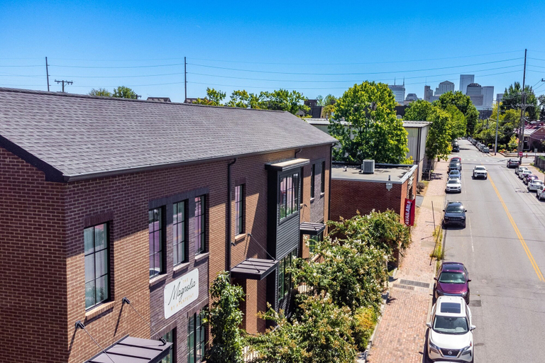Room 3, The Magnolia 10 - Avantstay Germantown w Private Balcony, Davidson