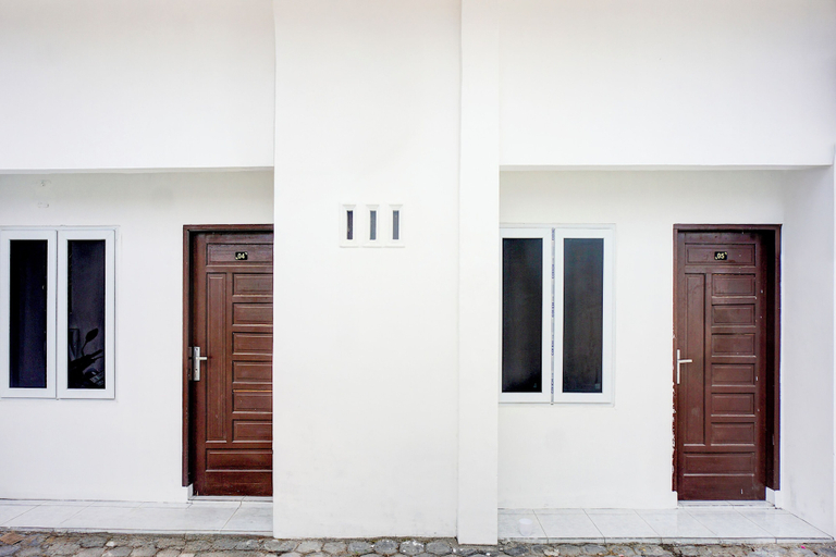 Exterior & Views 5, Hotel O Medan Timur Near Rsu Madani, Medan