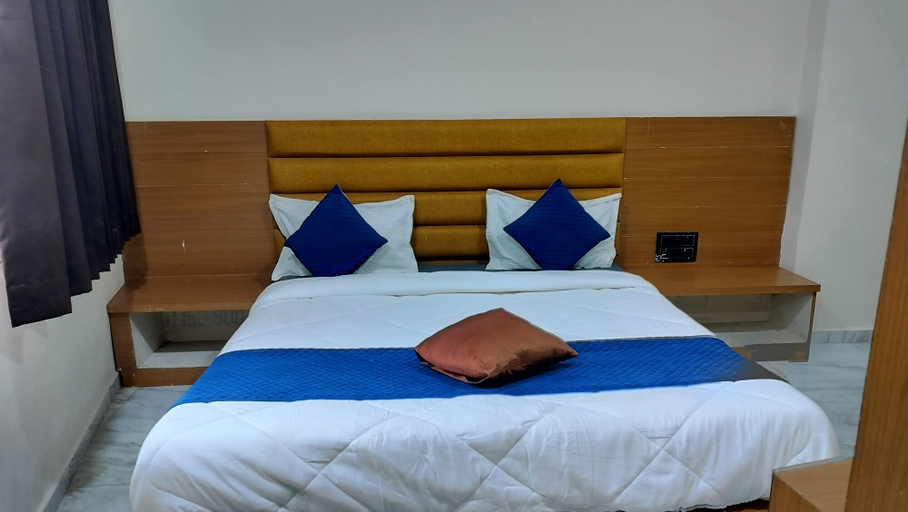 Others 4, Hotel Konark, Ahmadabad