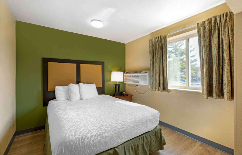 Bedroom 8