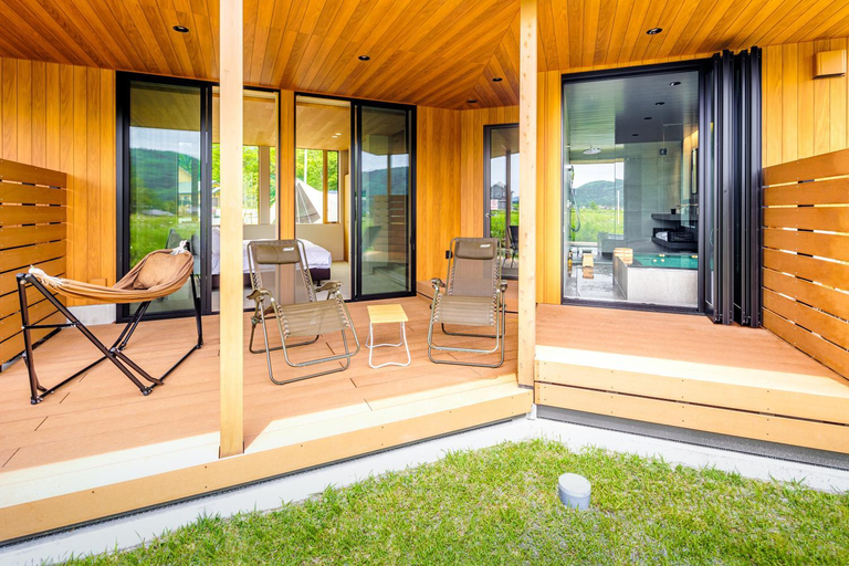 Others 5, MOMO HAKUBA by Jade Group, Hakuba