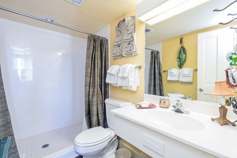Others 3, Blue Mesa 2 Unit Buyout by Avantstay 2 Units Centrally Located Ski In Ski Out Unit, San Miguel