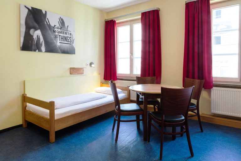 Bedroom 5, Euro Youth Hotel, München