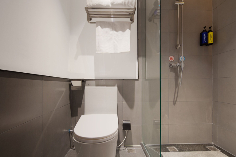 Bathroom, Mcsrh Hotel-Xi'an Xiaozhai, Xi'an