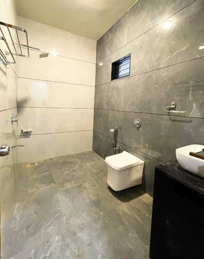 Bathroom 4, Gokul Resort, Gir Somnath