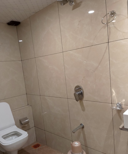 Bathroom, New Lavender By Glitz Hotels, Mumbai Suburban