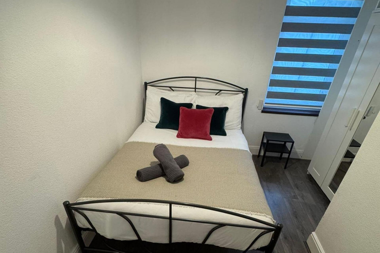 Room 3, 1br-2guests-freeparking-wifi-tv, Leicestershire