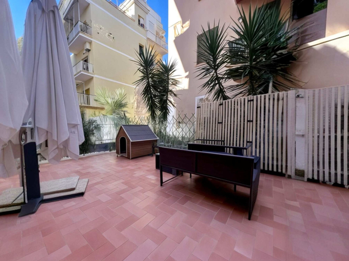 Room 2, Casa Maria in Roma With 1 Bedrooms and 1 Bathrooms, Rome