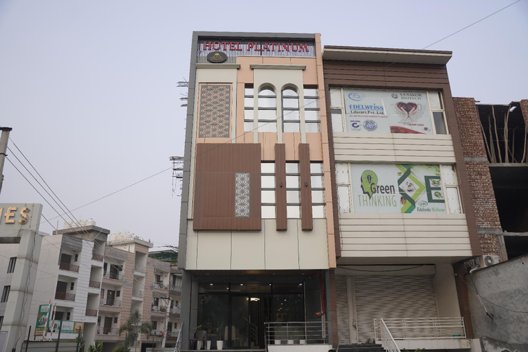 Exterior & Views 1, Hotel Platinum, Sahibzada Ajit Singh Nagar