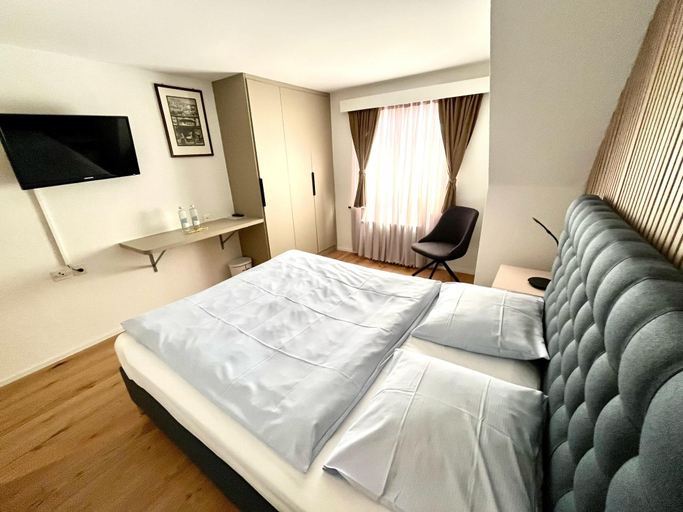 Bedroom 2, Seilers Hotel, Liestal