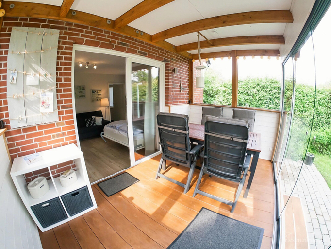 Balcony 2, Ferienwohnung in St. Peter-ording, Nordfriesland