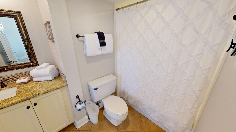 Bathroom 4, Beach House 301a 2 Bedroom Condo, Walton