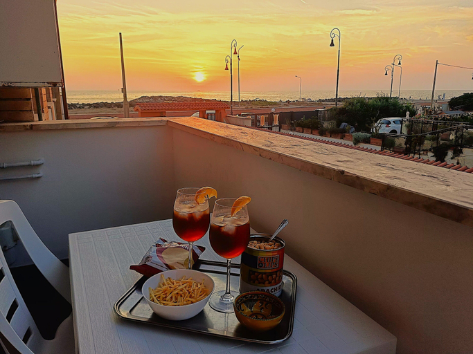 Food & Drinks, Melody Sea Front, Rome