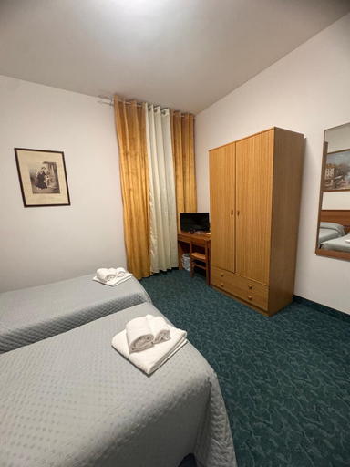 Bedroom 5, HOTEL REY'S, Padua