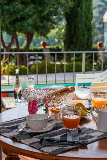 Others 4, Il Mirto B&B, Imperia