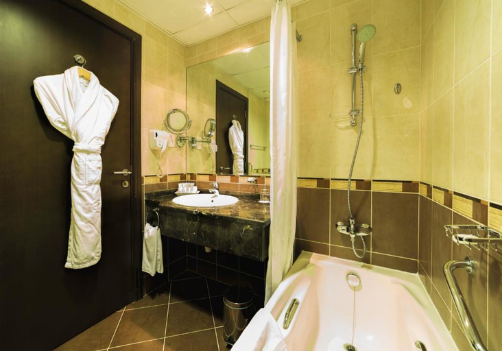 Bathroom 4, Executive Suites, Abu Dhabi City