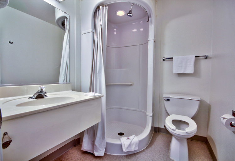 Bathroom 4, Americas Best Value Inn & Suites Helena, Lewis and Clark