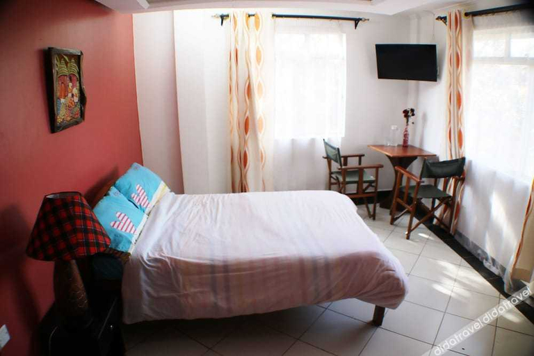 Bedroom 3, Red Buffalo House Hotel, Langata