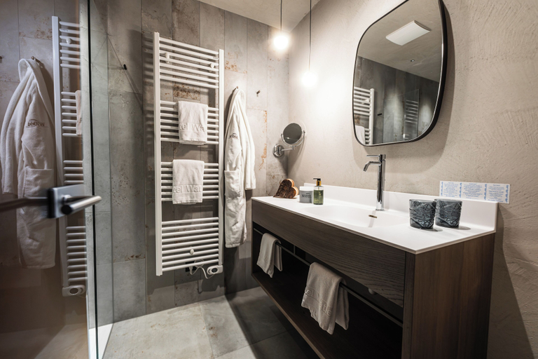 Bathroom 5, Panoramahotel Watles, Bolzano