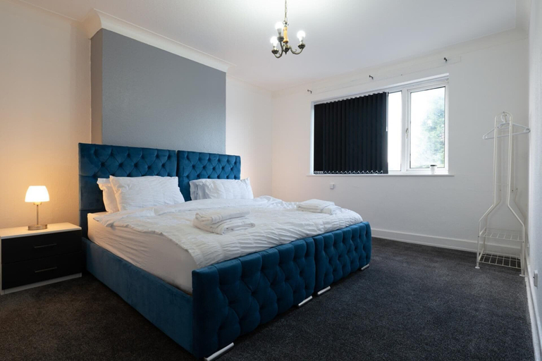 Primary image, 2-bedroom- Stoke-on-trent-sleeps 5-petsok, Stoke-on-Trent