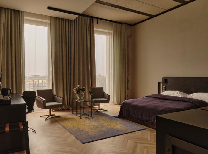 Bedroom 6
