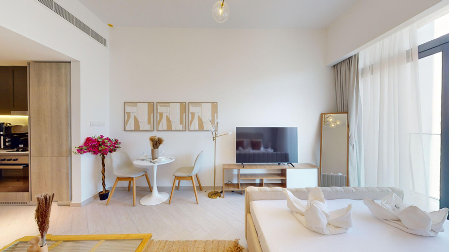 Room 2, JVC - Oxford 212 218, Dubai