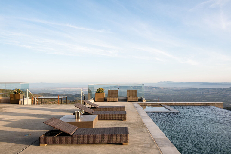 Room 2, Belleza by Avantstay Hilltop Mansion w Pool Panoramic Views Ultra Modern Interior, Sonoma