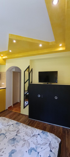 Others 4, Hostel Ruler, Belgrade