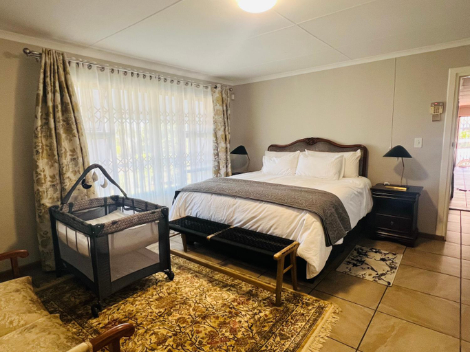 5, Sun and Sands luxury beach house, Ugu