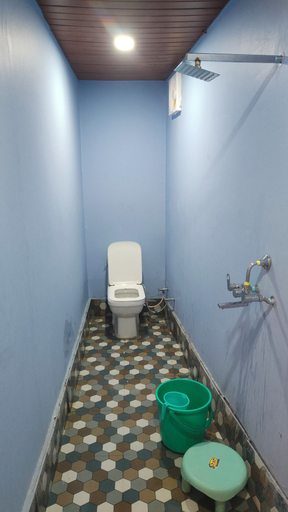Bathroom 3, Rishikesh Paradise, Tehri Garhwal