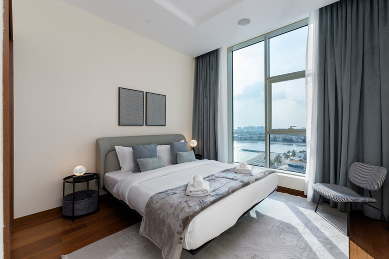 Room 4, Stunning 3BR at the Palm w Beach Access, Dubai