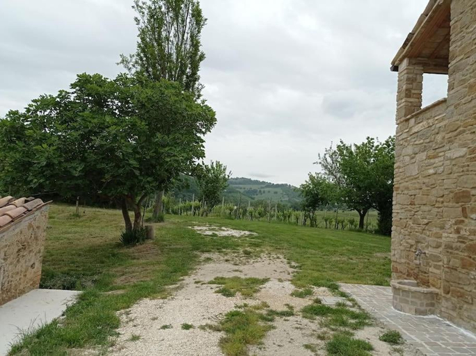 Others 5, Villa Incanto, Macerata