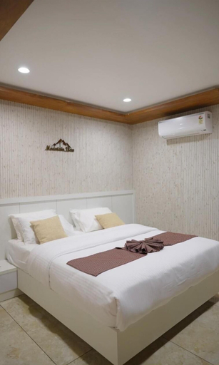 Bedroom 5, Mountain View Tourist Home, Kozhikode
