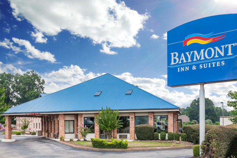 Exterior & Views 2, Baymont by Wyndham Jackson, Madison