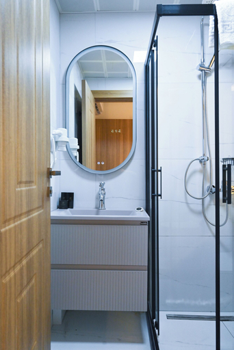 Bathroom 5, Lokka Hotel, Beşiktaş
