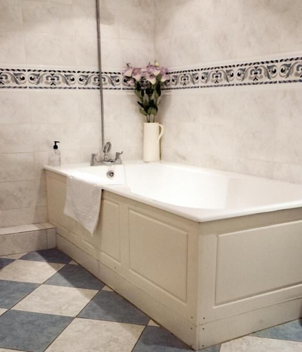 Bathroom 3, Woolpack Inn, Cumbria