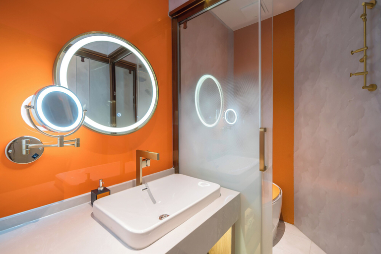 Bathroom 3, Dequan Luxury Hotel, Beijing