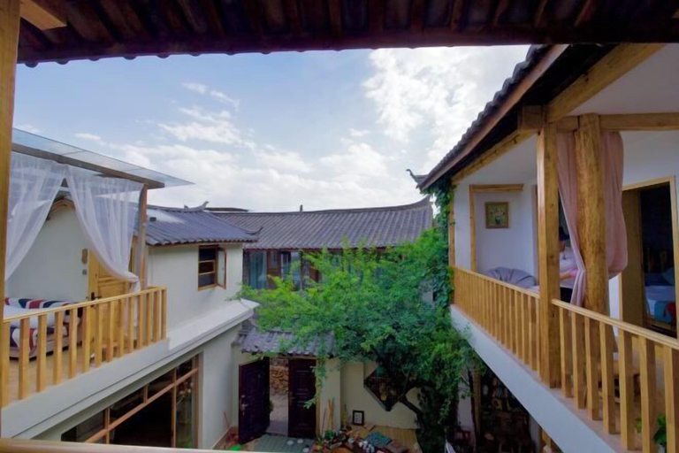 Exterior & Views 1, Hualou Zhilian Hostel, Lijiang