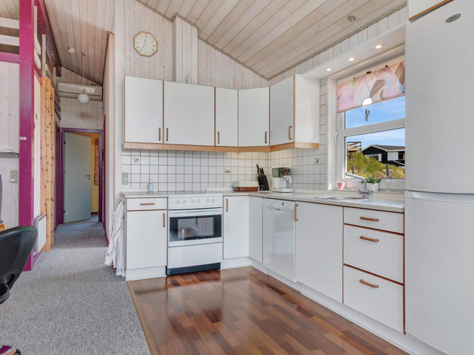 Interior 5, 5 Star Holiday Home in Lokken, Hjørring