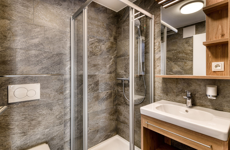 Room 5, Alpenblick Appartements - Studio, Bludenz
