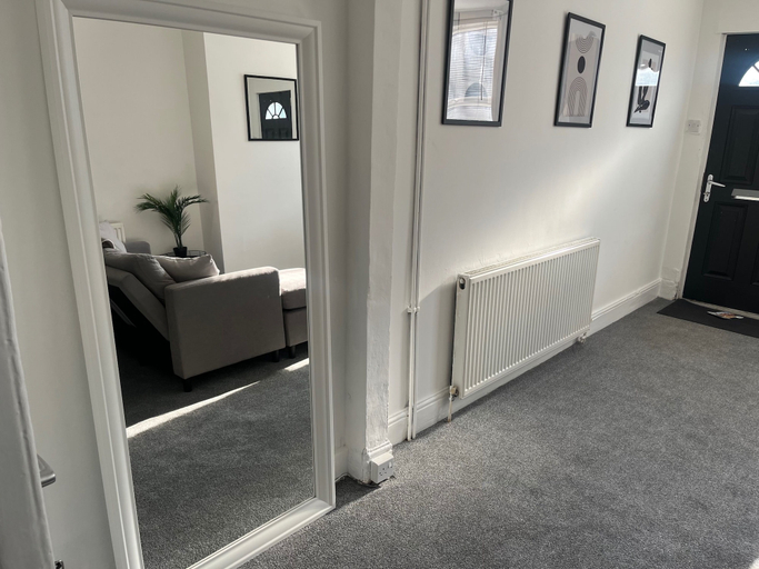 Living area 4, 2bed Sleeps 3 - Central, Near Train Station, Wifi, Kent