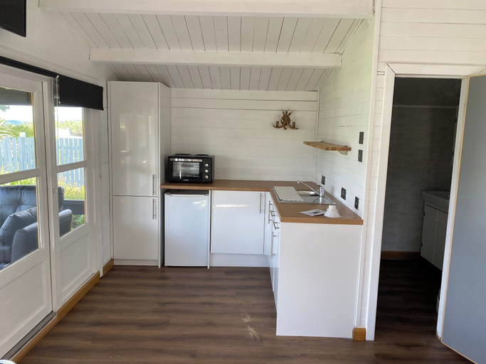 Private kitchen 3, Lochside-1bed-pet Friendly-amazing Views, Stirling