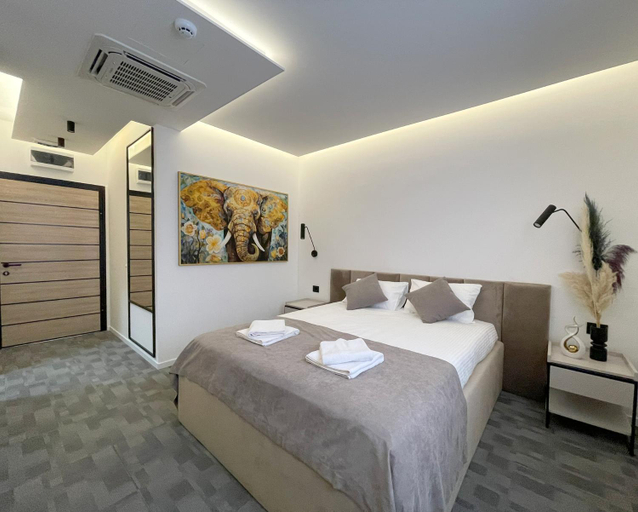 Bedroom 14