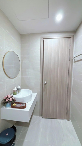 Bathroom 5, Minh Anh Apartment, Huế