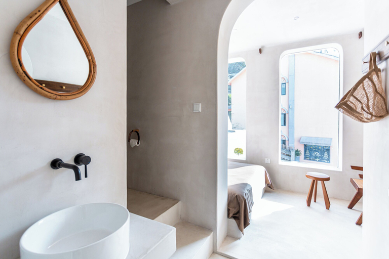 Bathroom 7