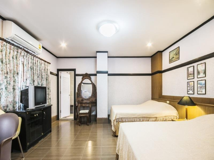 Bedroom 2, Numsin Hotel, Muang Ratchaburi