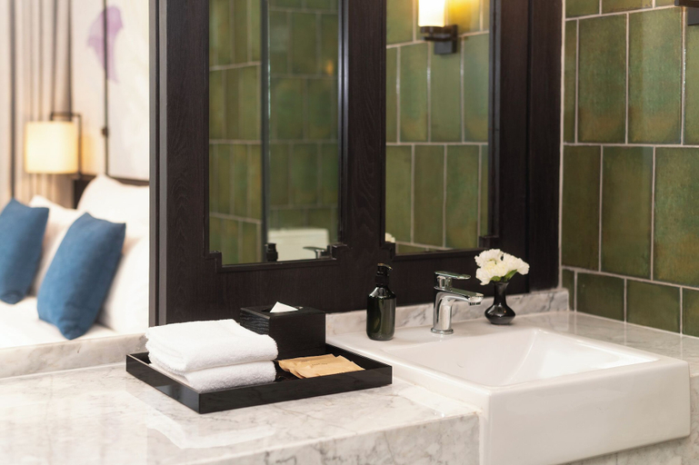Bathroom 8