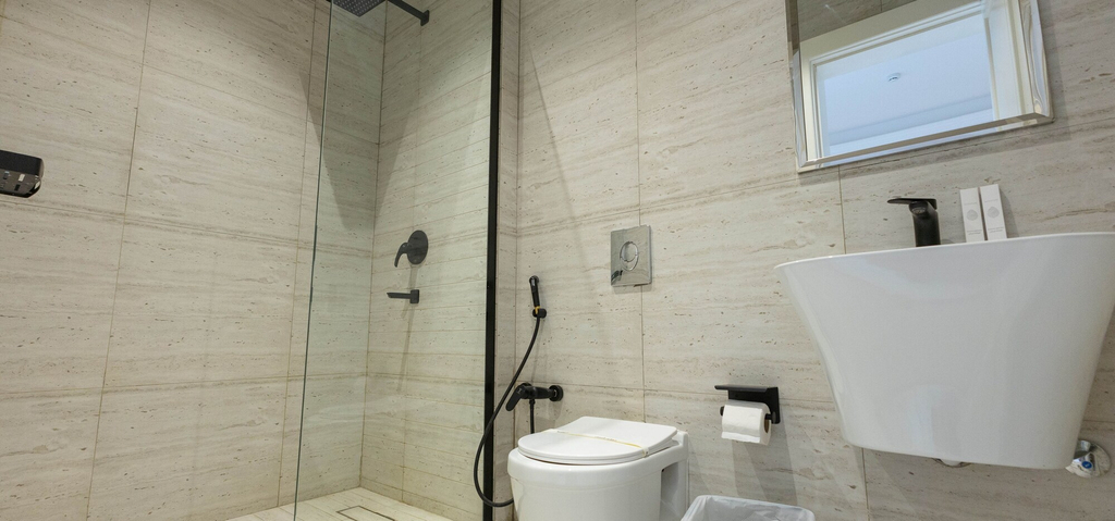 Bathroom 3, Kease Yasmin H-4 Royal Touch GZ50, Riyadh